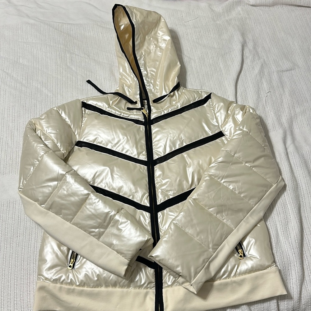Women’s Pearlized Puffer Jacket